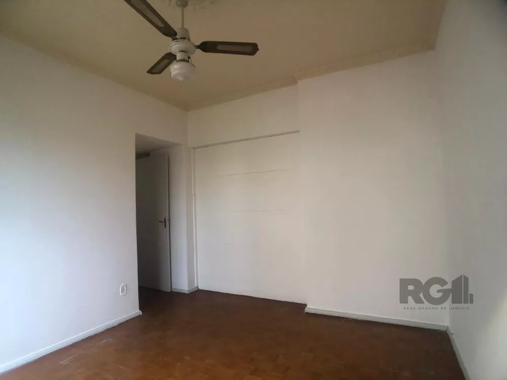 Apartamento à venda com 3 quartos, 85m² - Foto 2