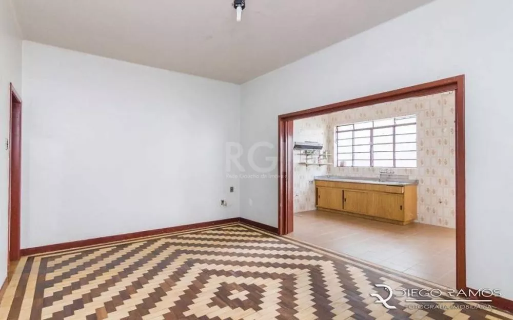 Casa à venda com 5 quartos, 335m² - Foto 3