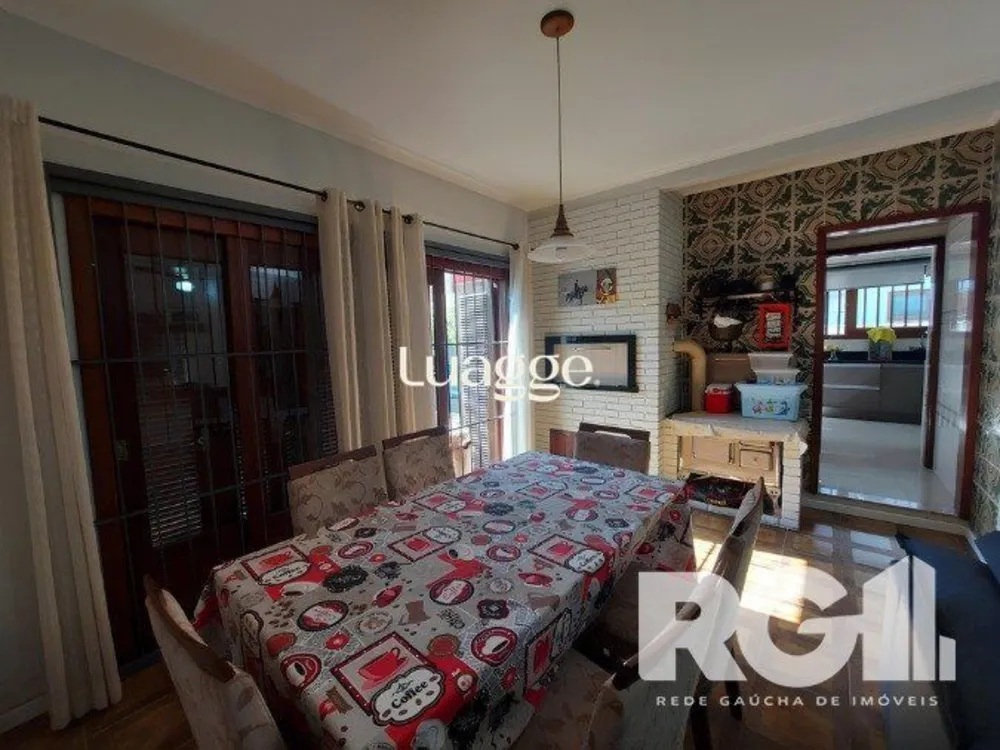 Casa, 4 quartos, 294 m² - Foto 1