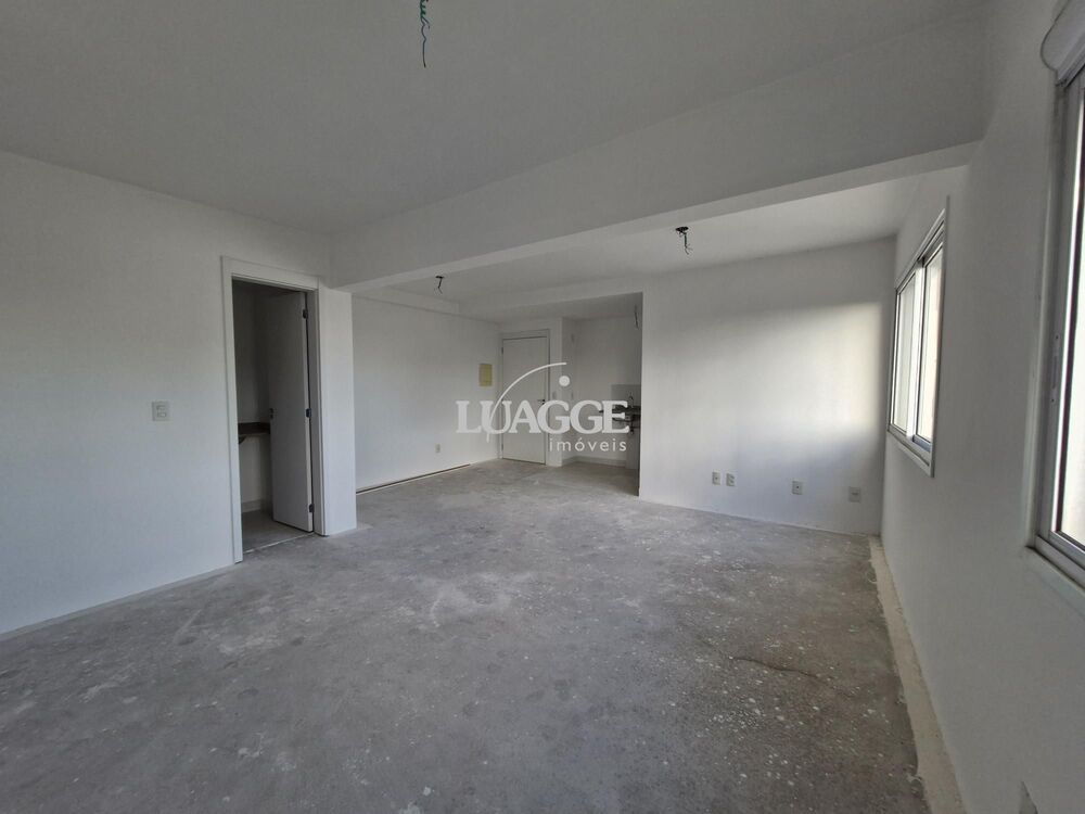 Apartamento à venda com 3 quartos, 67m² - Foto 1