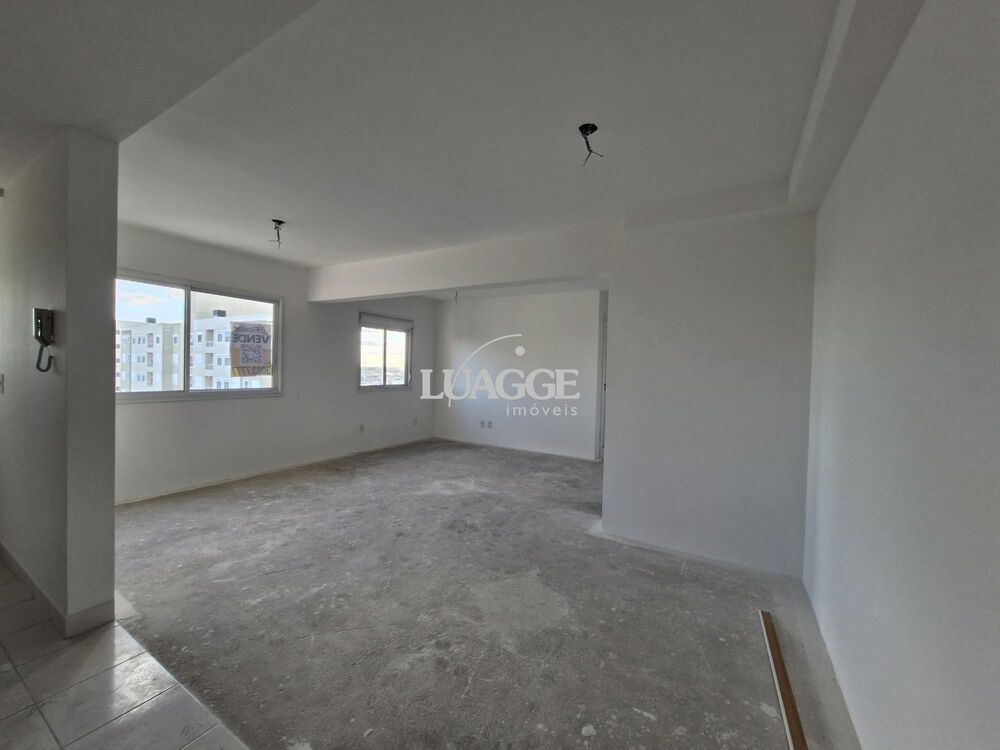 Apartamento à venda com 3 quartos, 67m² - Foto 2