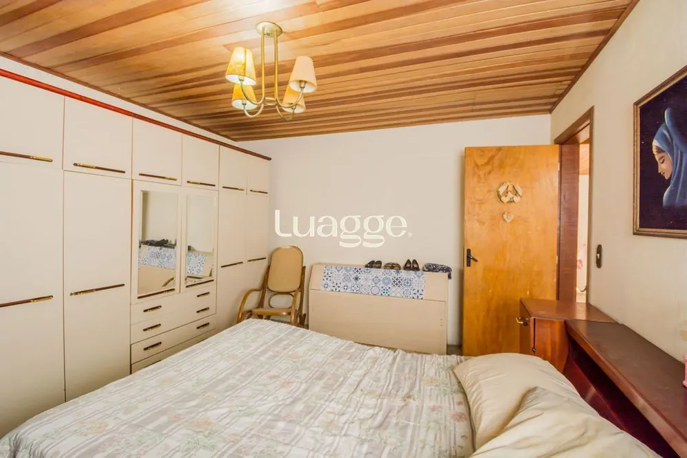 Casa, 4 quartos, 181 m² - Foto 2