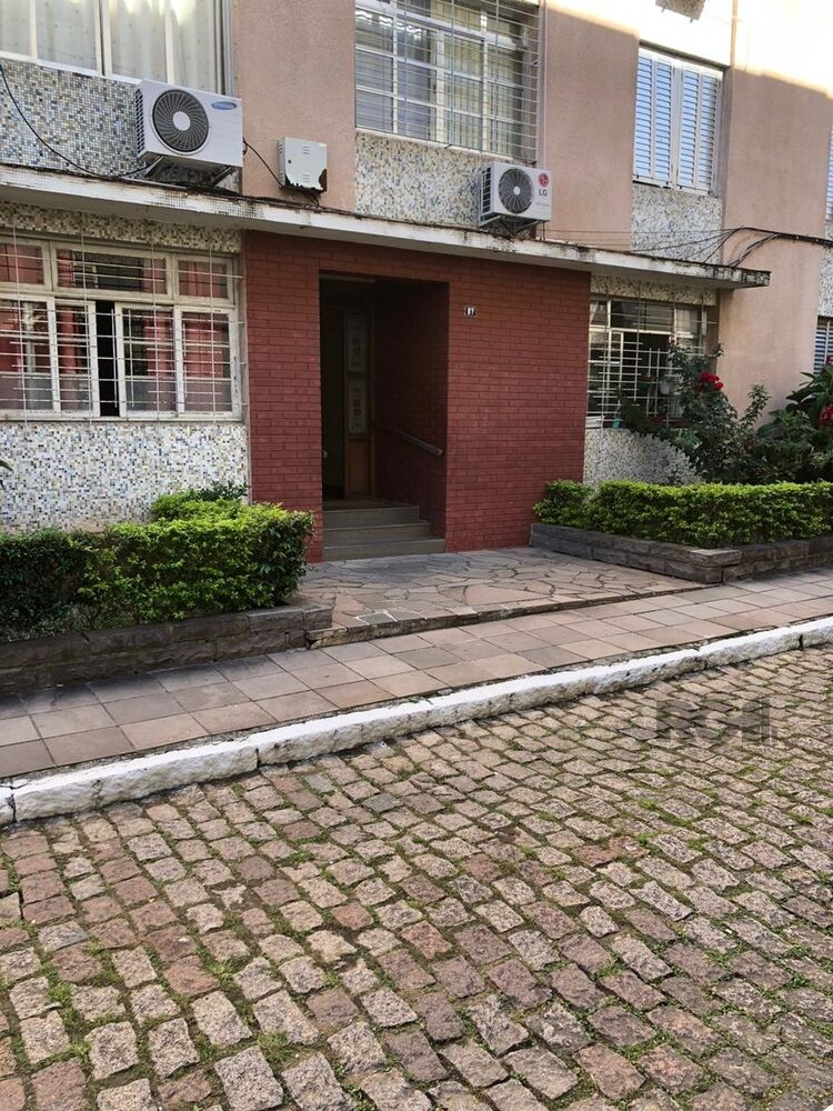 Apartamento à venda com 3 quartos, 77m² - Foto 2
