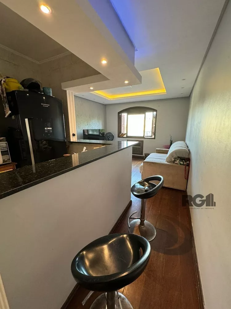 Apartamento à venda com 2 quartos, 64m² - Foto 1