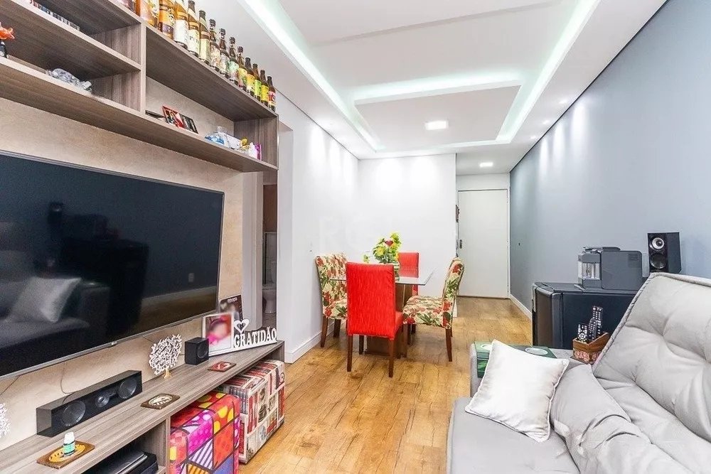 Apartamento à venda com 2 quartos, 63m² - Foto 1