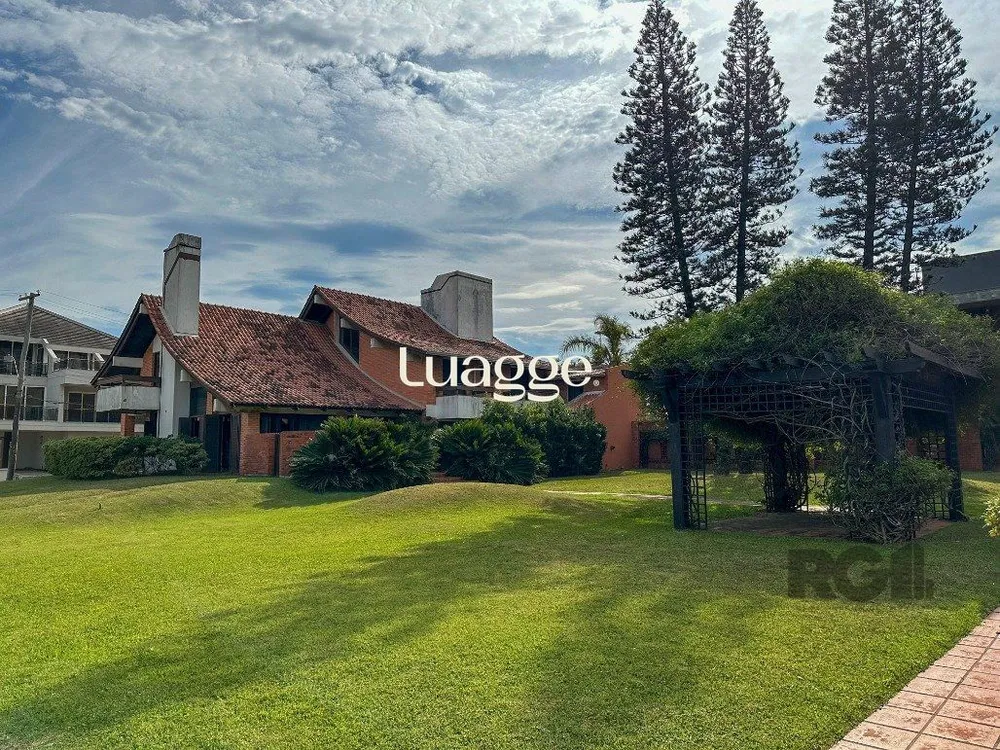 Casa, 5 quartos, 327 m² - Foto 1