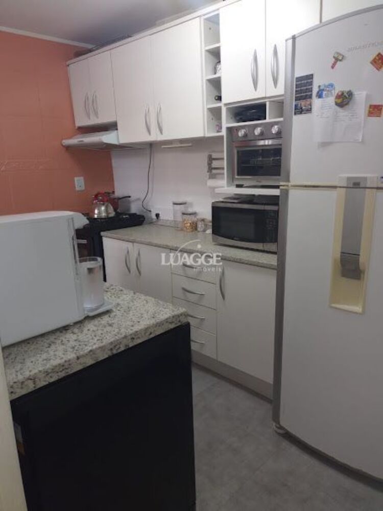 Apartamento à venda com 2 quartos, 72m² - Foto 5