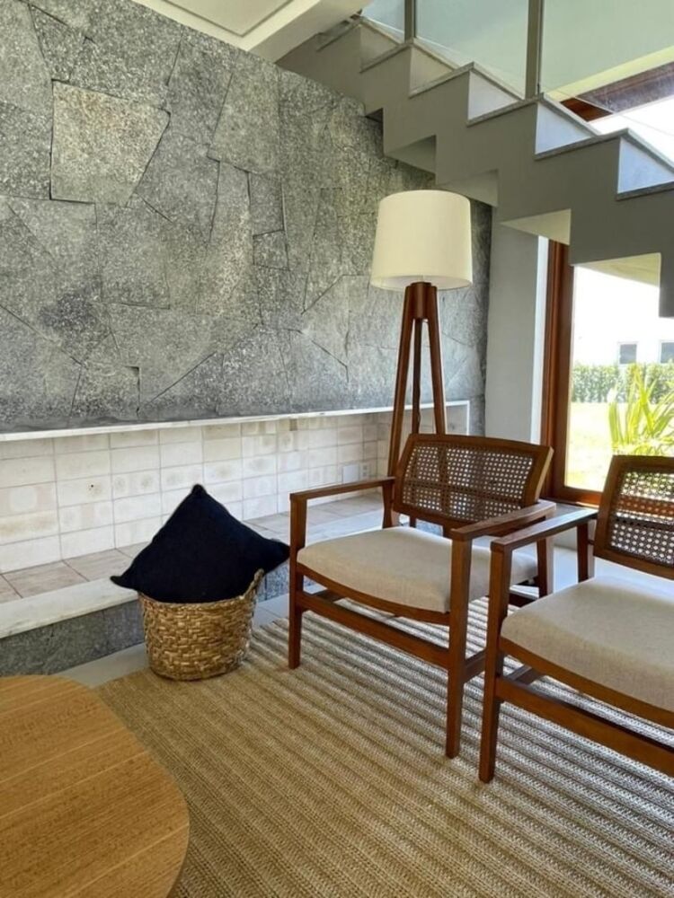Casa de Condomínio à venda com 4 quartos, 340m² - Foto 3