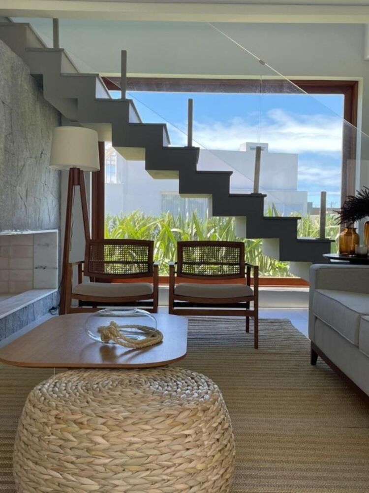 Casa de Condomínio à venda com 4 quartos, 340m² - Foto 2