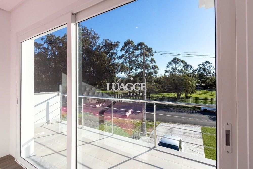 Casa de Condomínio à venda com 5 quartos, 390m² - Foto 3