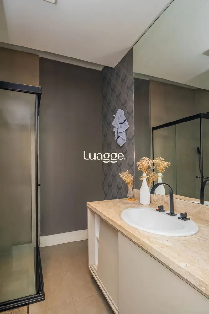 Casa, 4 quartos, 338 m² - Foto 1
