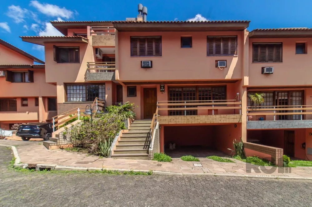 Casa de Condomínio à venda com 3 quartos, 288m² - Foto 1