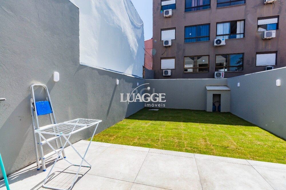 Casa à venda com 3 quartos, 253m² - Foto 5