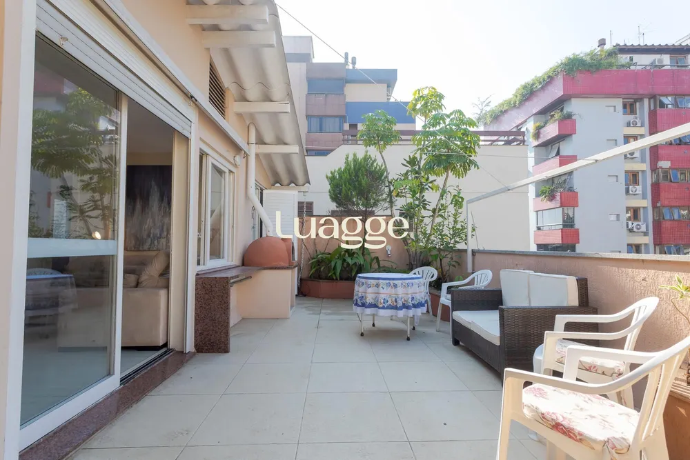 Casa, 2 quartos, 221 m² - Foto 1