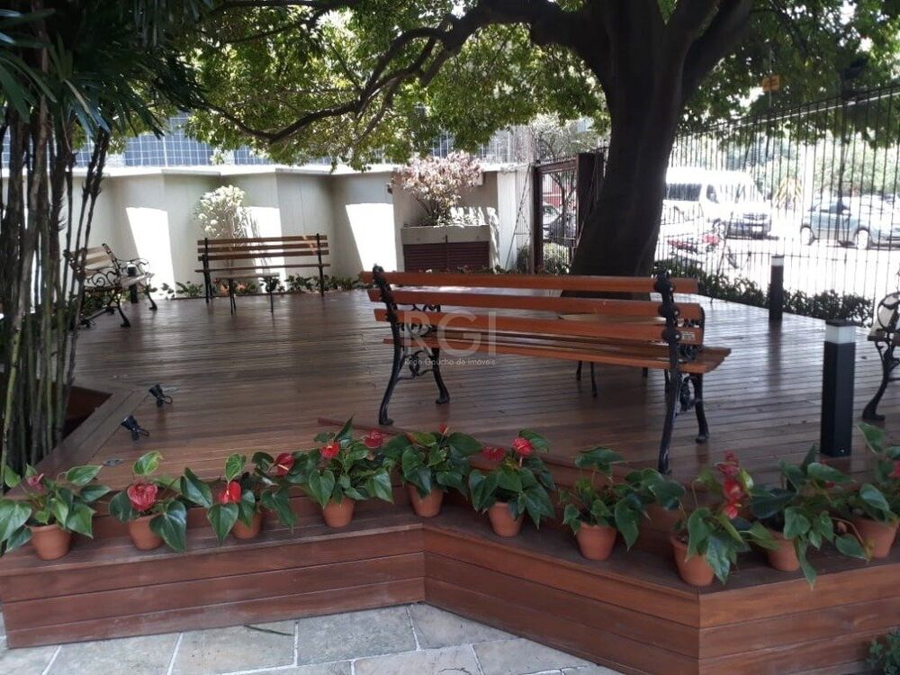 Apartamento à venda com 3 quartos, 105m² - Foto 2