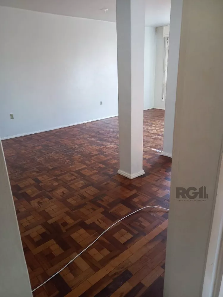 Apartamento à venda com 4 quartos, 145m² - Foto 1