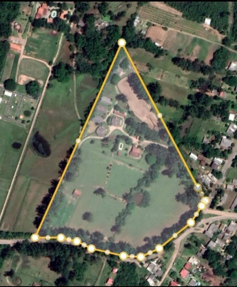 Sítio à venda com 3 quartos, 999m² - Foto 1