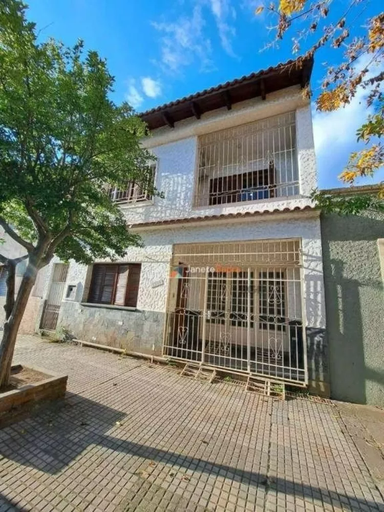 Casa à venda com 5 quartos, 203m² - Foto 1