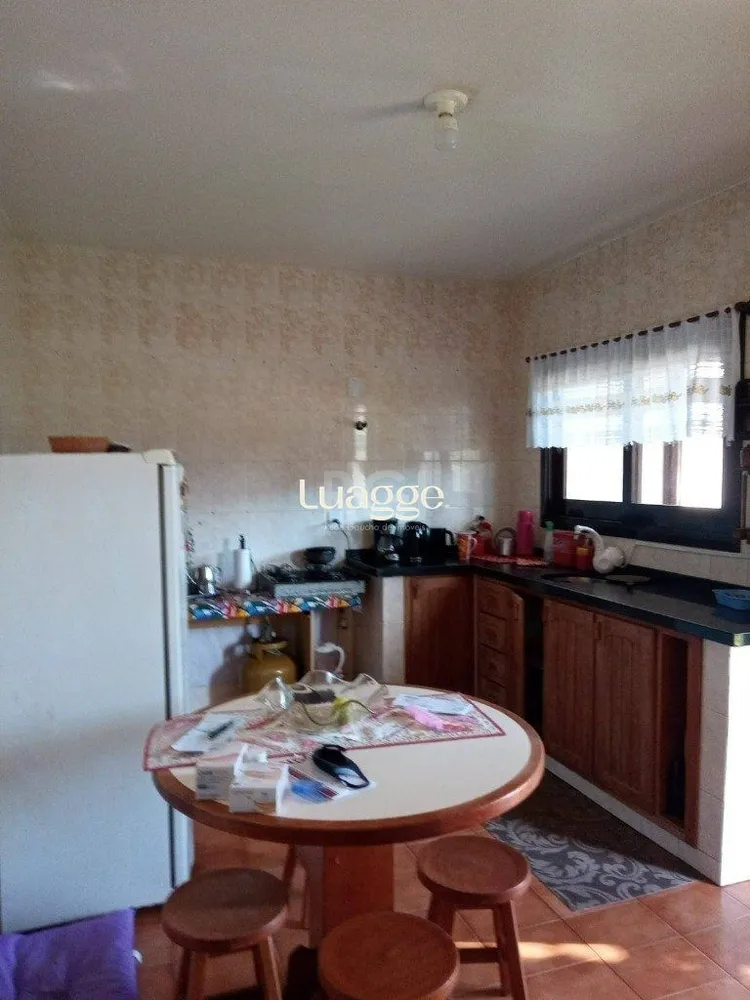Casa, 6 quartos, 260 m² - Foto 1