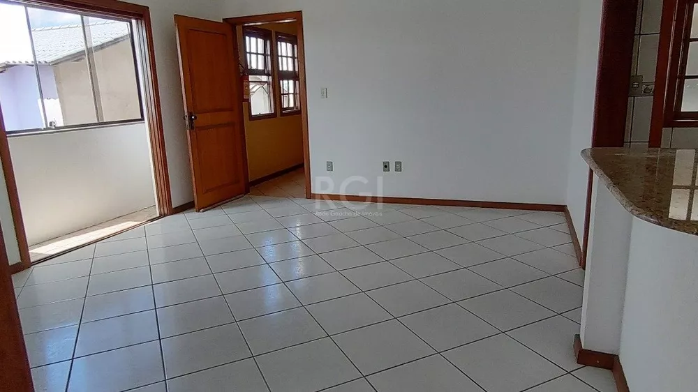 Apartamento à venda com 2 quartos, 62m² - Foto 1