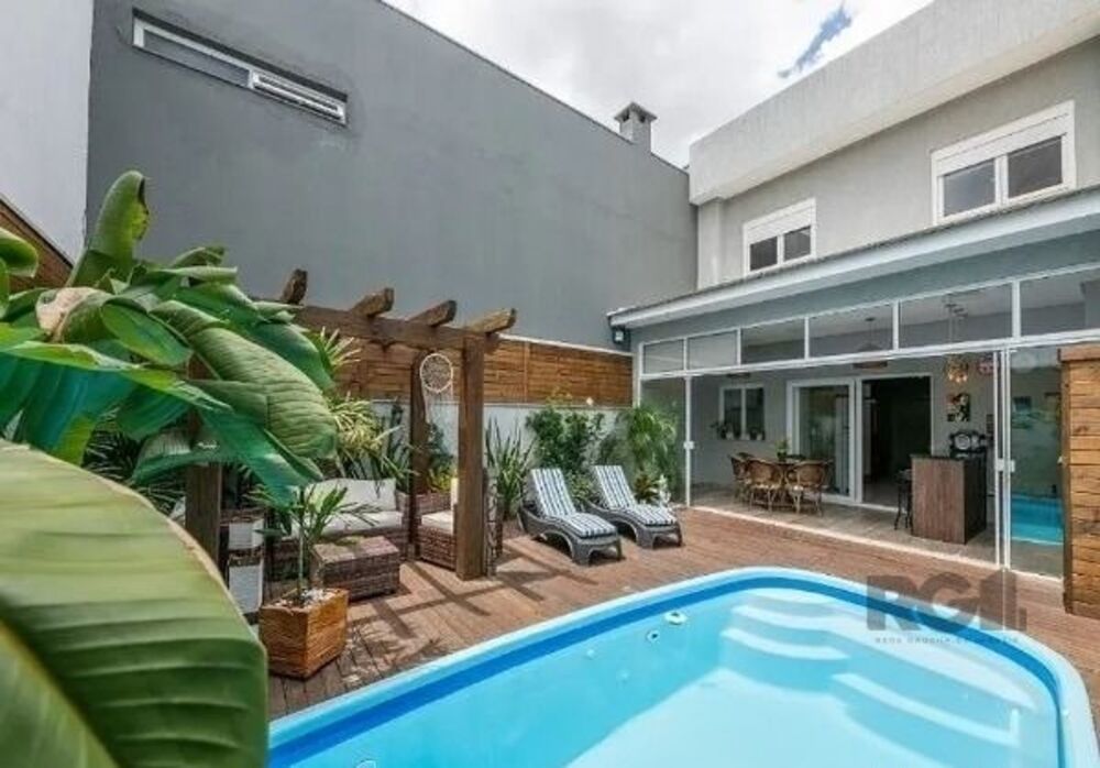 Casa de Condomínio à venda com 3 quartos, 179m² - Foto 1