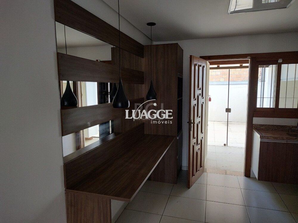 Casa à venda com 3 quartos, 86m² - Foto 2