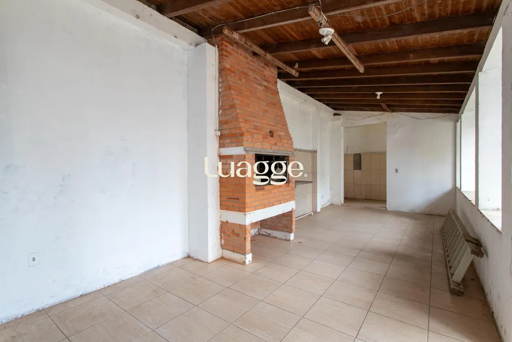Casa, 3 quartos, 216 m² - Foto 1