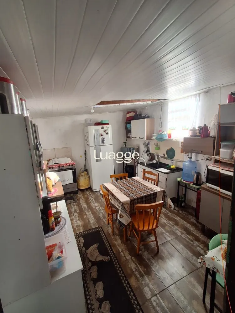 Casa, 4 quartos, 121 m² - Foto 1
