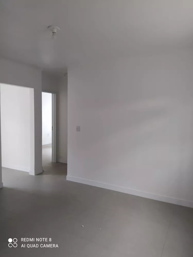 Apartamento à venda com 2 quartos, 50m² - Foto 4