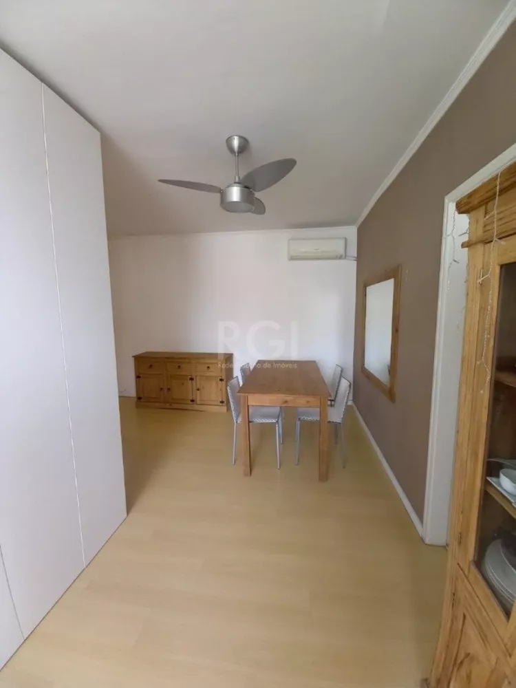 Apartamento à venda com 2 quartos, 70m² - Foto 4