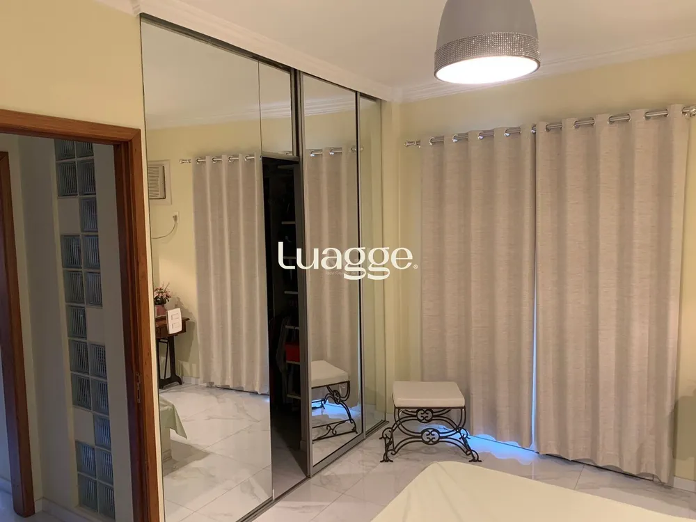 Apartamento, 3 quartos, 131 m² - Foto 1