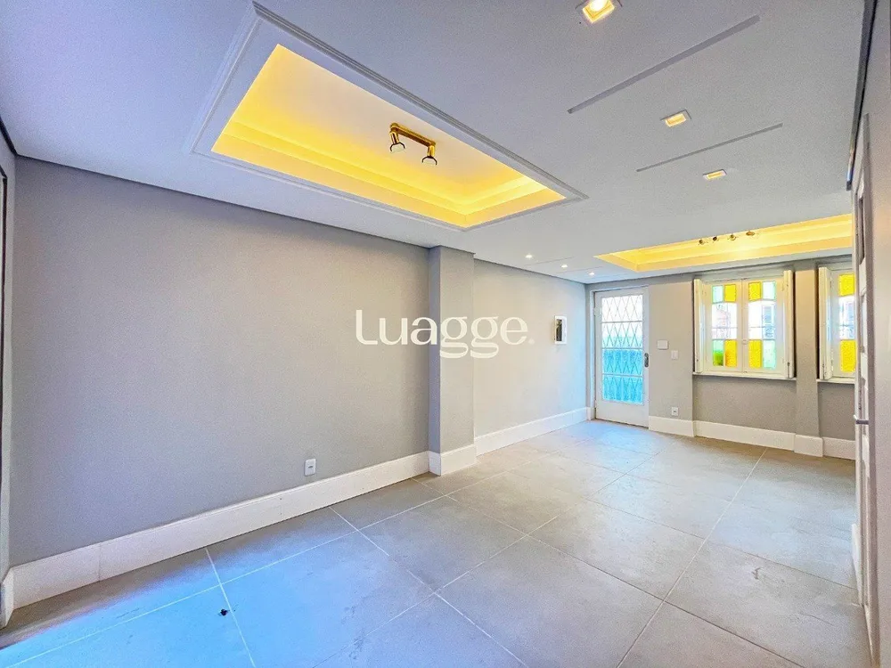 Casa, 3 quartos, 251 m² - Foto 3