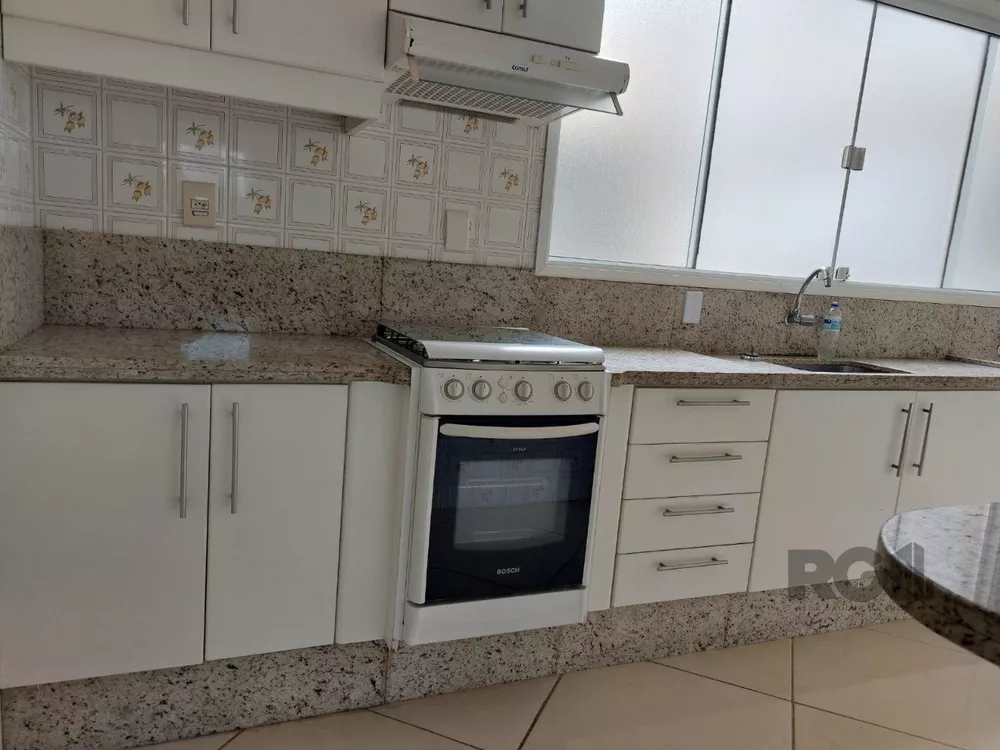 Apartamento à venda com 2 quartos, 71m² - Foto 2