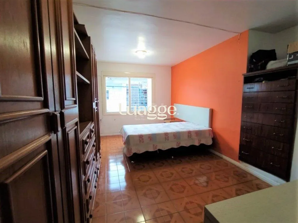 Casa, 4 quartos, 151 m² - Foto 1