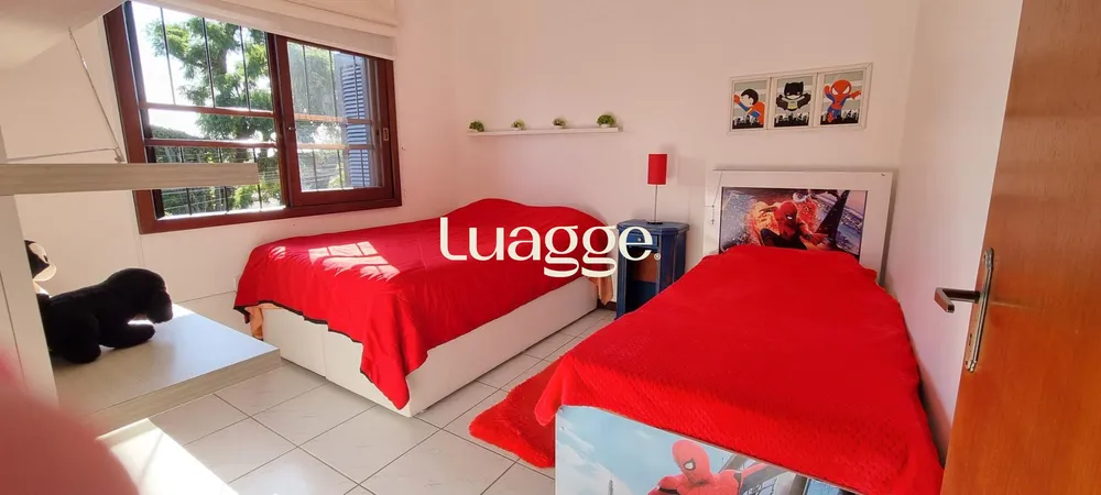 Casa, 3 quartos, 151 m² - Foto 1