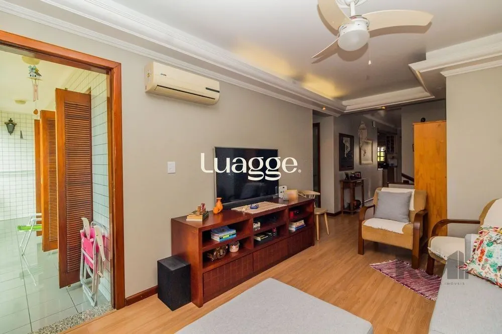 Casa, 4 quartos, 282 m² - Foto 1
