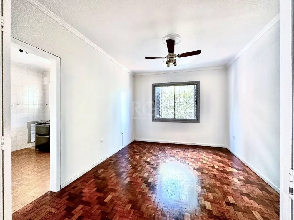 Apartamento à venda com 3 quartos, 141m² - Foto 2