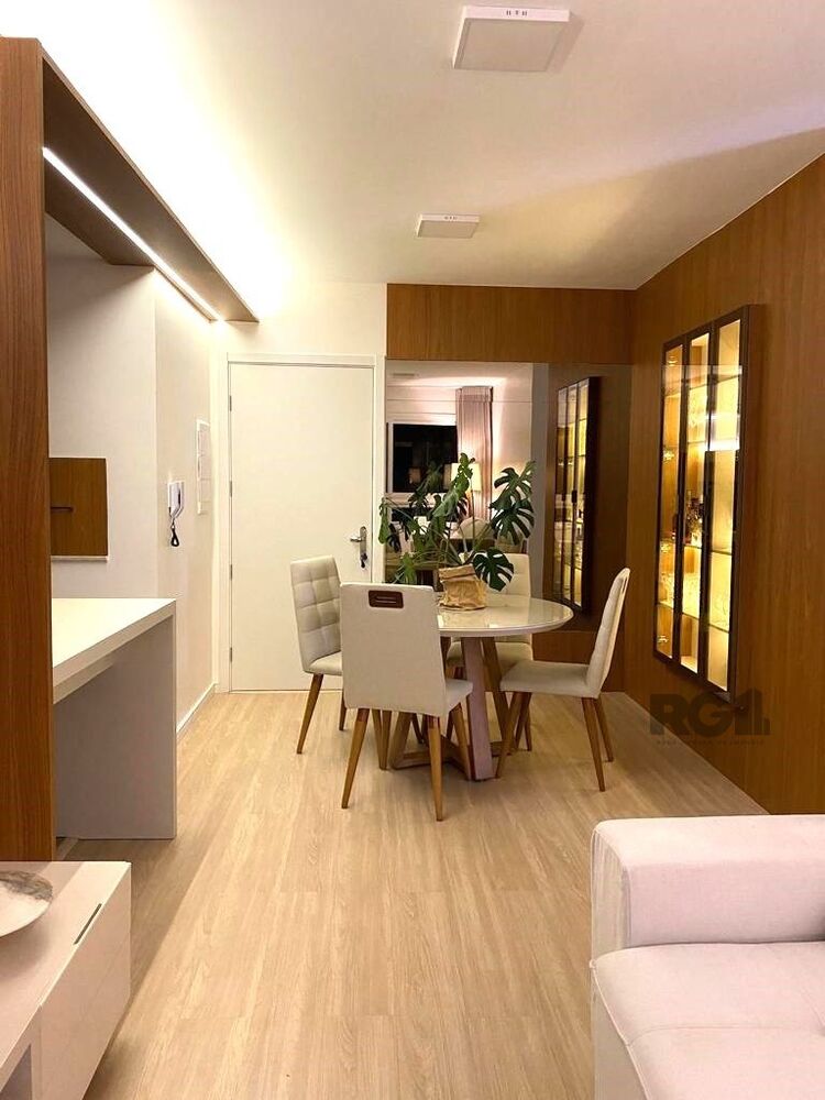 Apartamento à venda com 2 quartos, 63m² - Foto 2