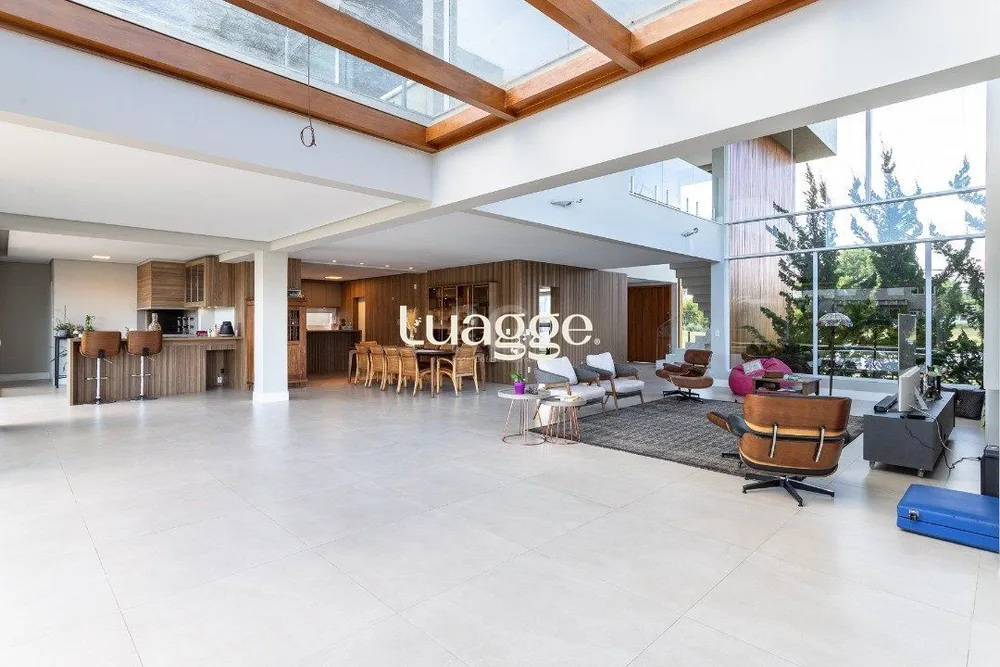 Casa, 3 quartos, 281 m² - Foto 4