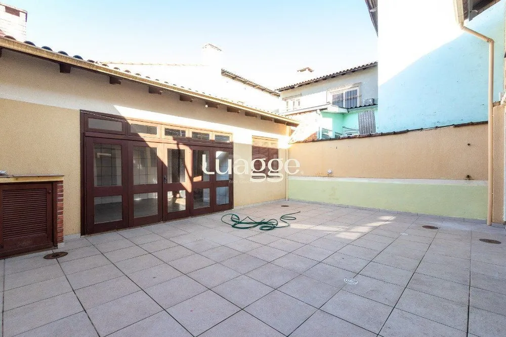 Casa, 3 quartos, 281 m² - Foto 1