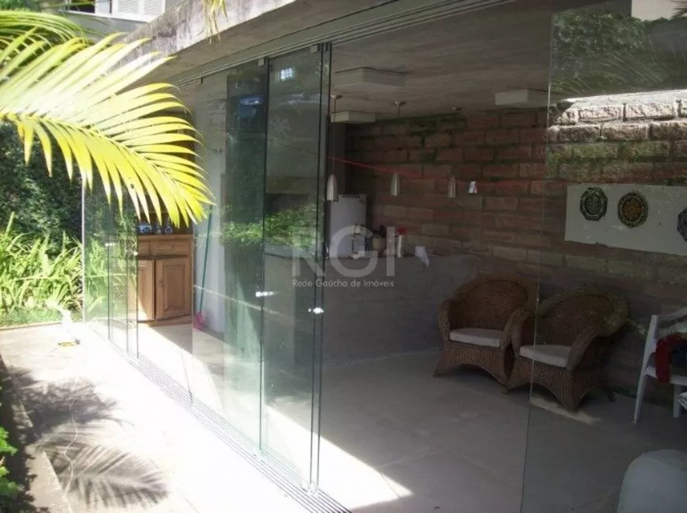 Casa à venda com 4 quartos, 138m² - Foto 9