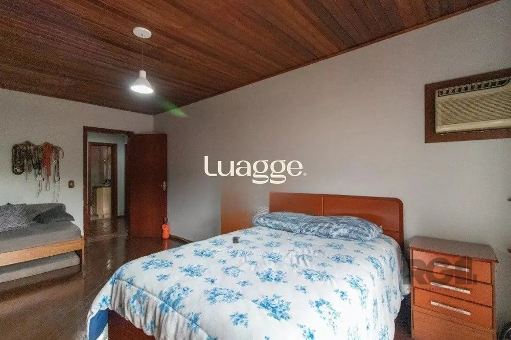 Casa, 3 quartos, 296 m² - Foto 1