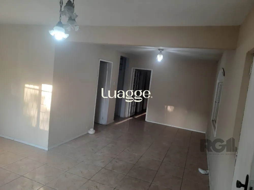 Casa, 3 quartos, 217 m² - Foto 1