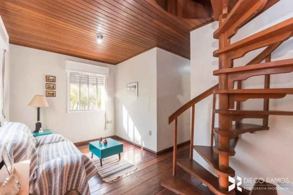 Casa à venda com 4 quartos, 189m² - Foto 4