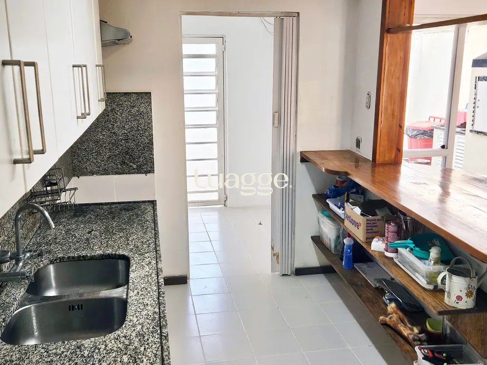 Casa, 4 quartos, 234 m² - Foto 1