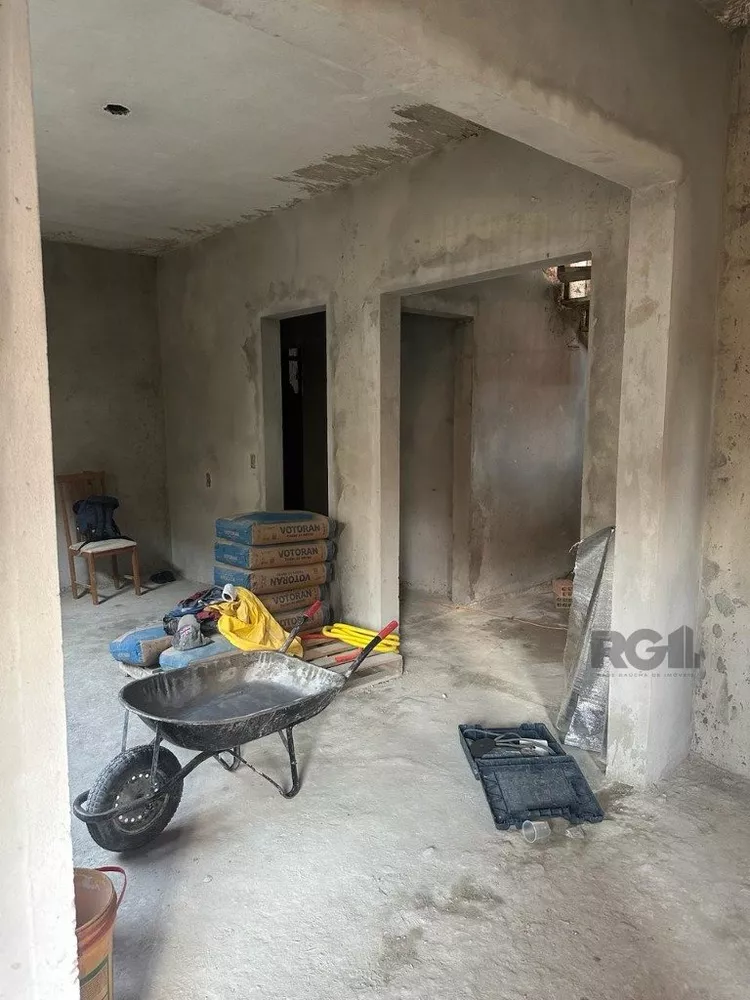 Casa à venda com 3 quartos, 199m² - Foto 4