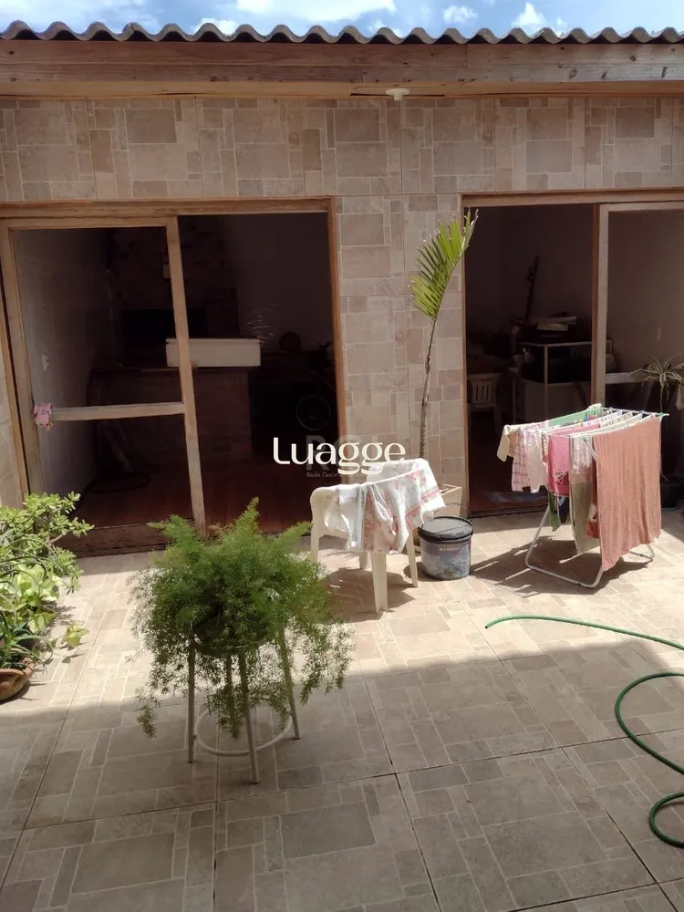 Casa, 3 quartos, 101 m² - Foto 2
