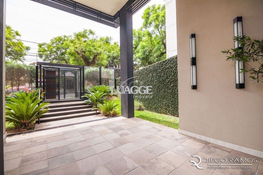 Apartamento à venda com 3 quartos, 101m² - Foto 2