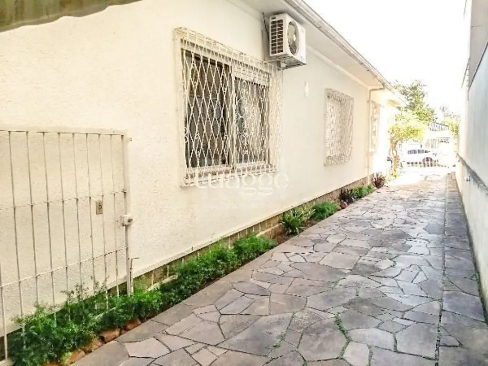 Casa, 3 quartos, 229 m² - Foto 1