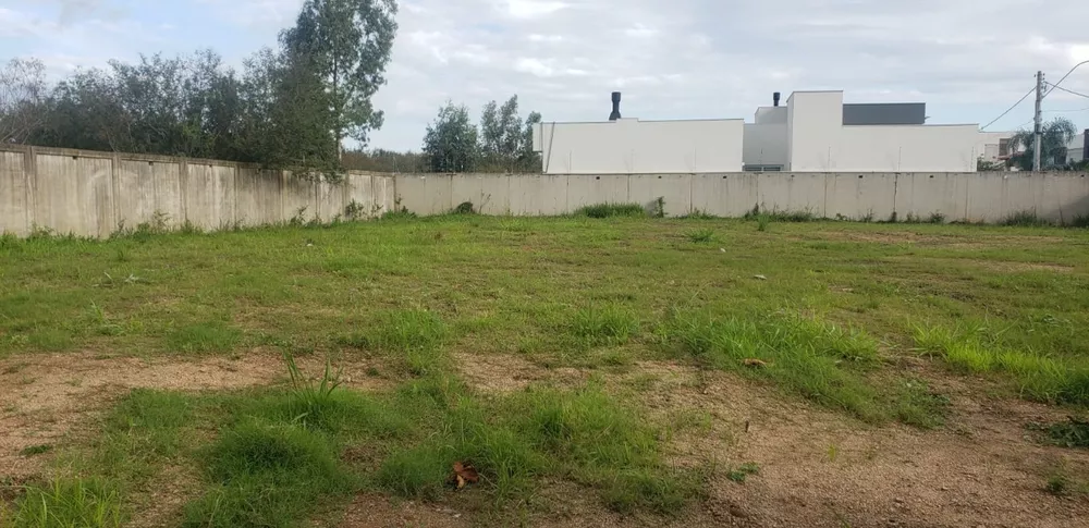 Terreno à venda, 210m² - Foto 1